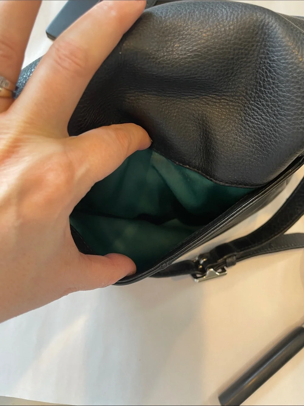 Coach VTG Park Taylor Crossbody Pebbled Leather Black  Strap Bag Purse